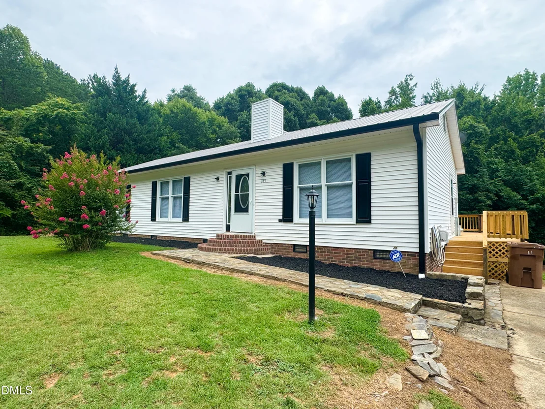 Photo of 349 Laura Lane