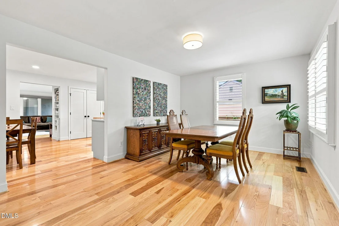 Photo of 403 Oak Avenue