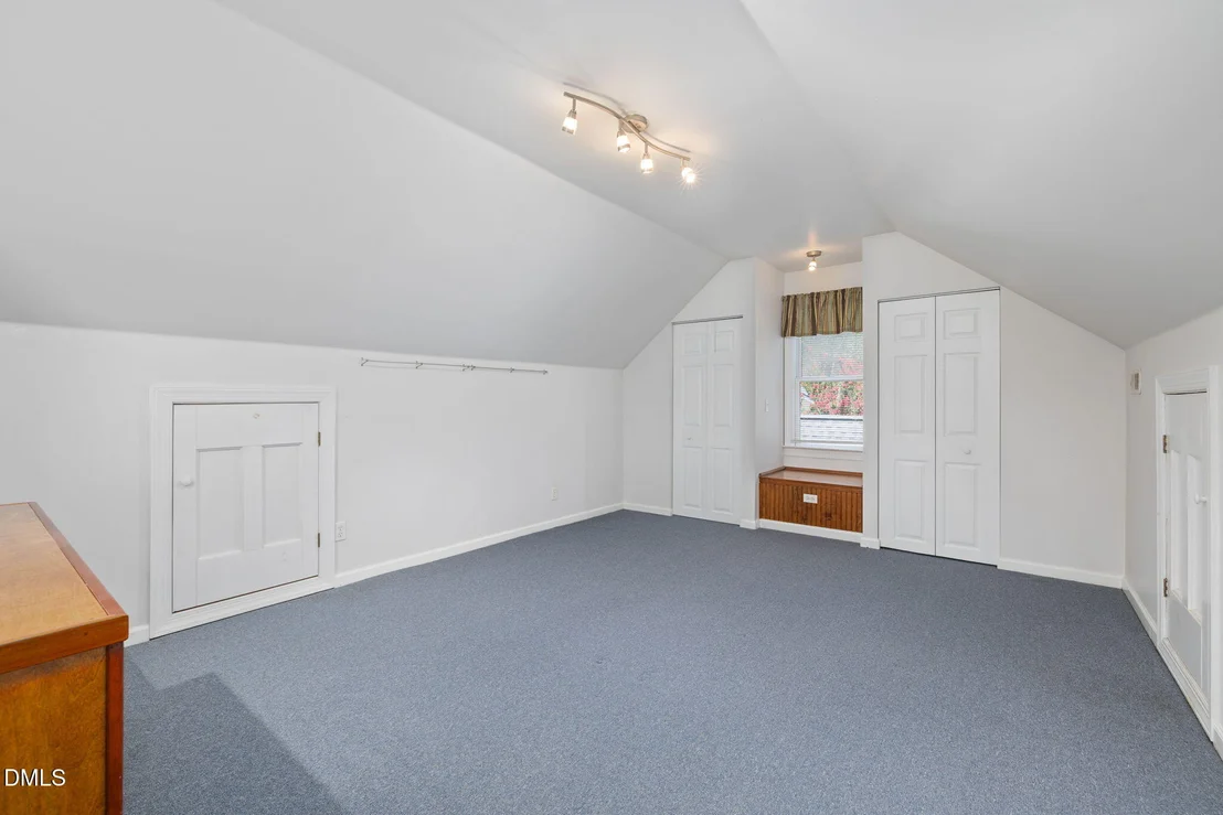 Photo of 213 Windsor Drive