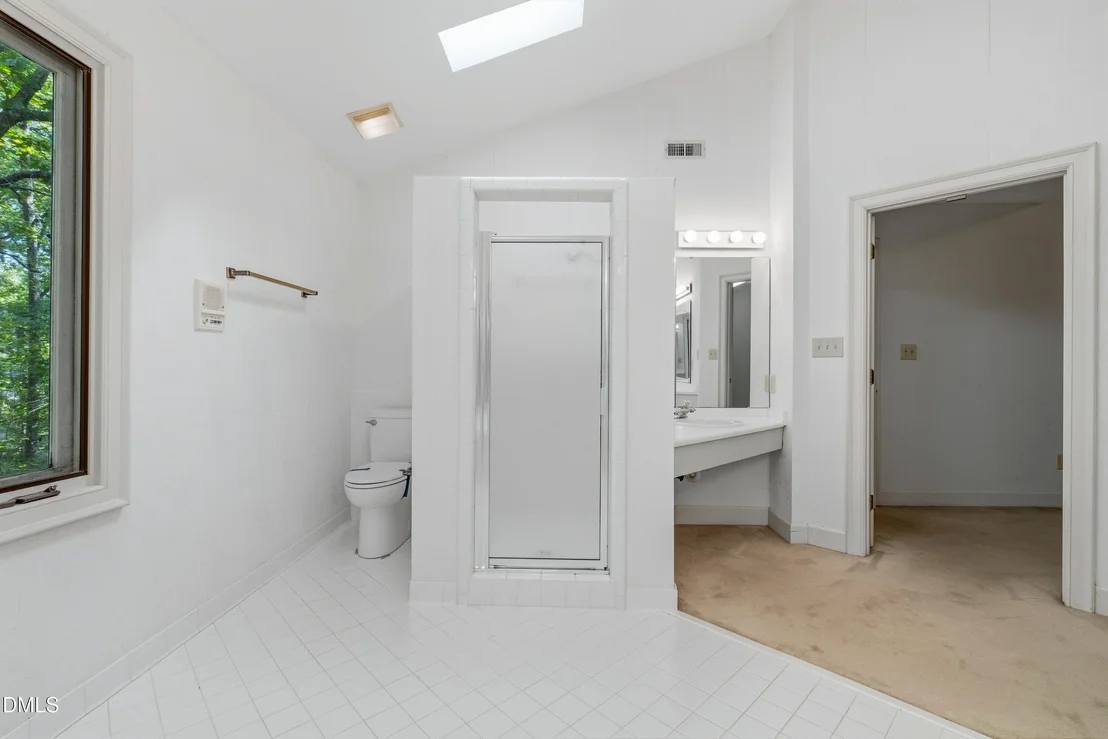 Photo of 225 Dalton Drive