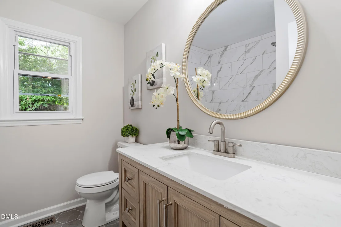Photo of 737 Harold Drive