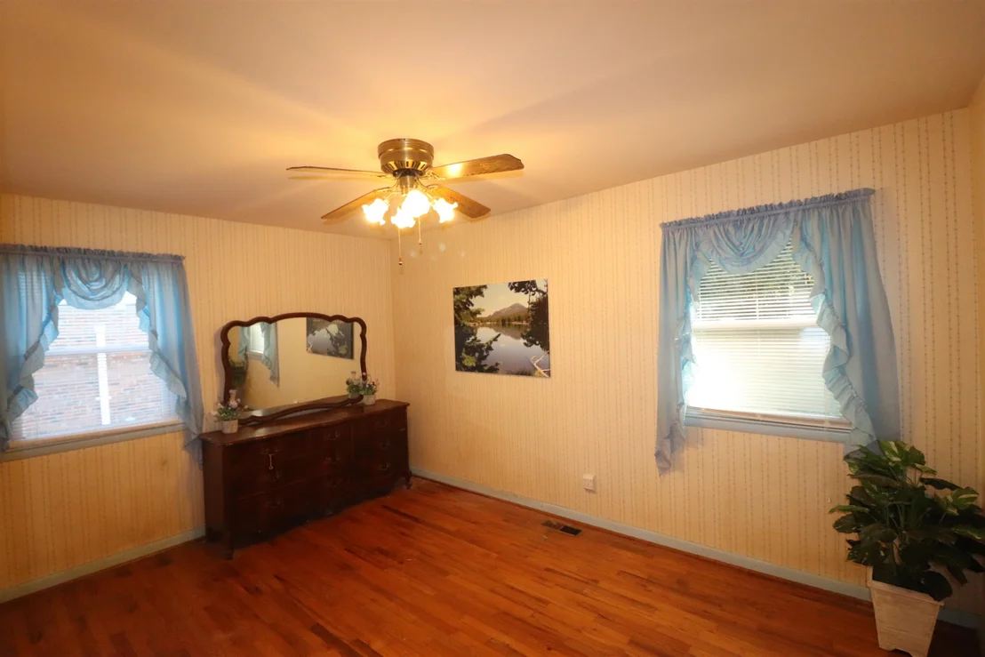 Photo of 8713 Chapel Hill Road