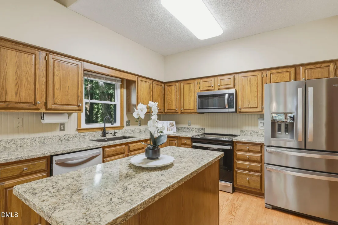 Photo of 1237 Hillingdon Way