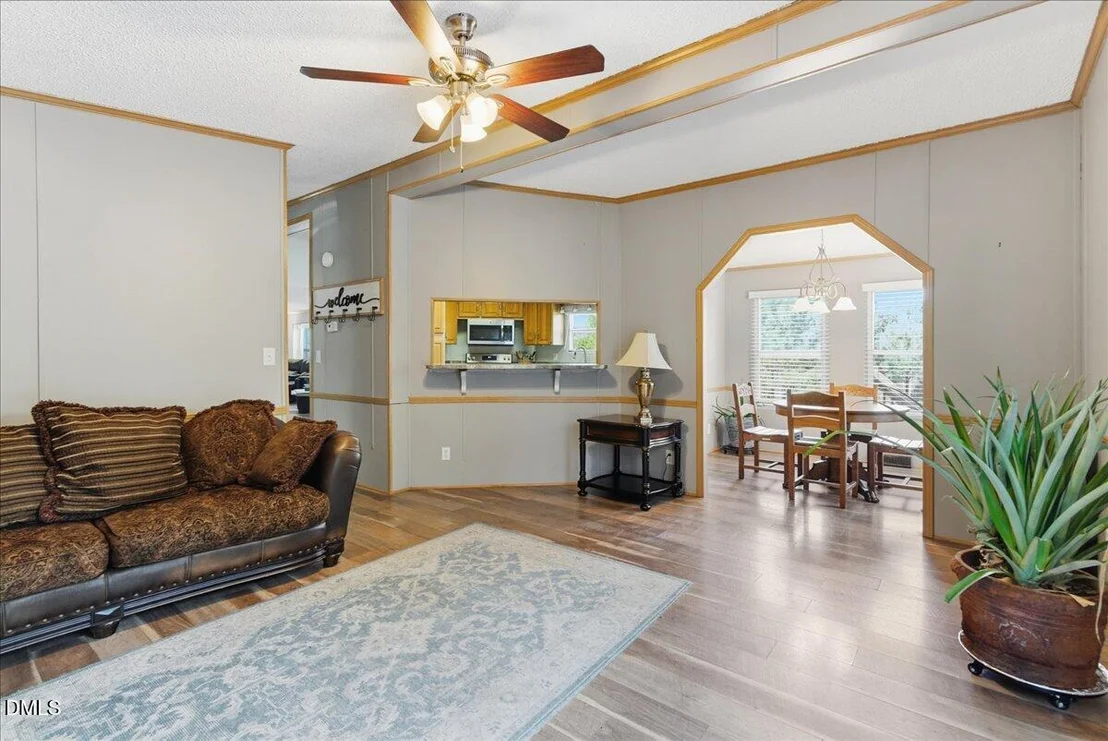 Photo of 1190 Little Mountain Road