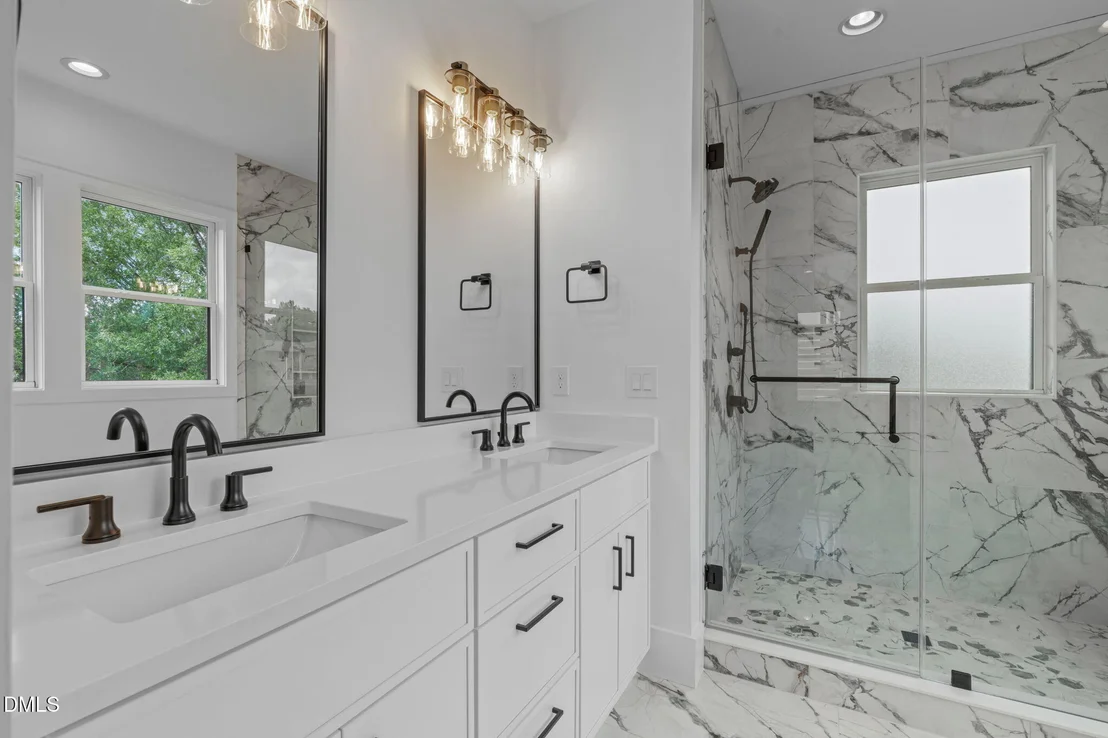 Photo of 1012 Addison Place