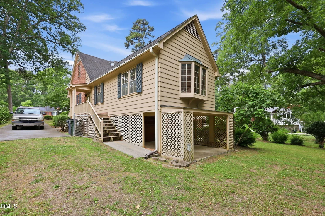Photo of 212 Hillcrest Drive