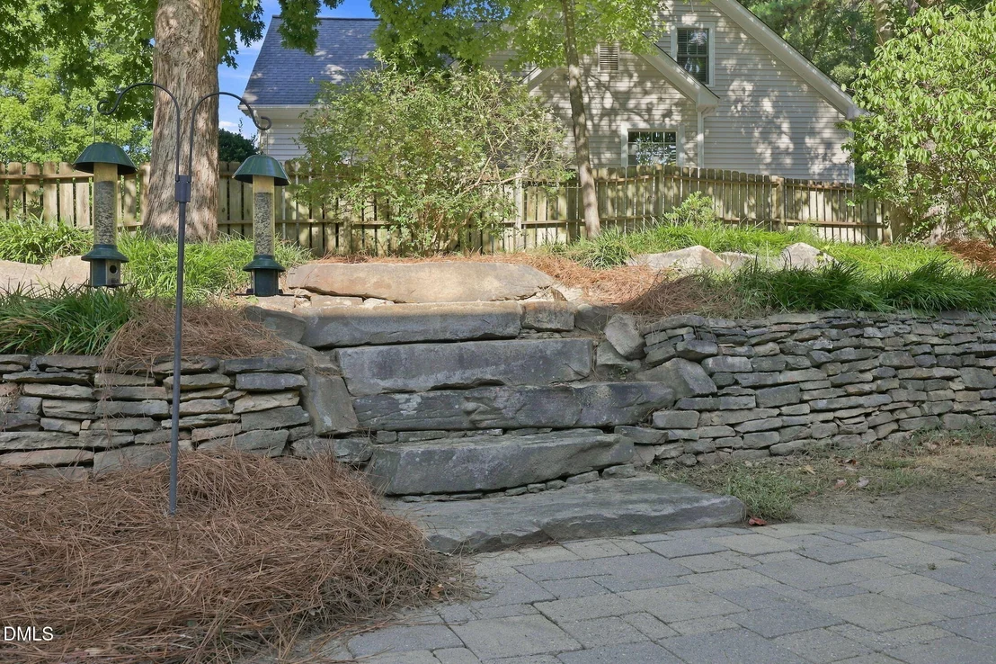 Photo of 10101 Hallberg Lane