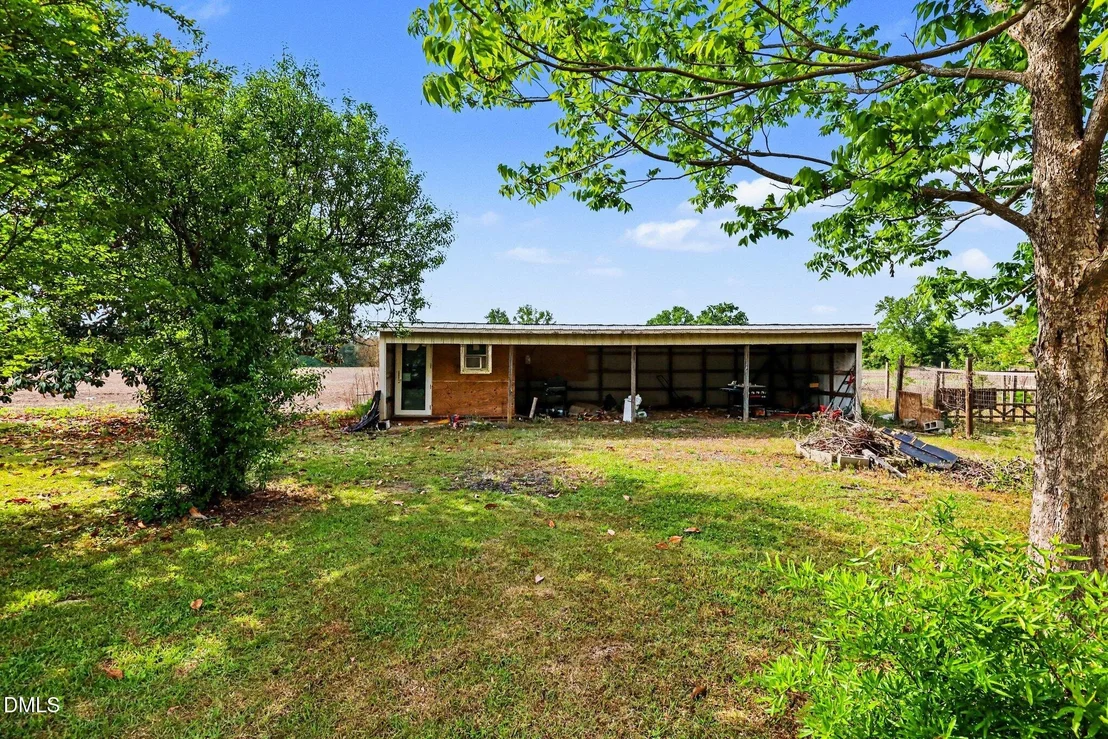 Photo of 875 Wynn Road