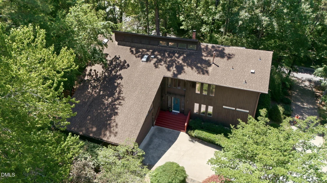 Photo of 910 Tarik Drive