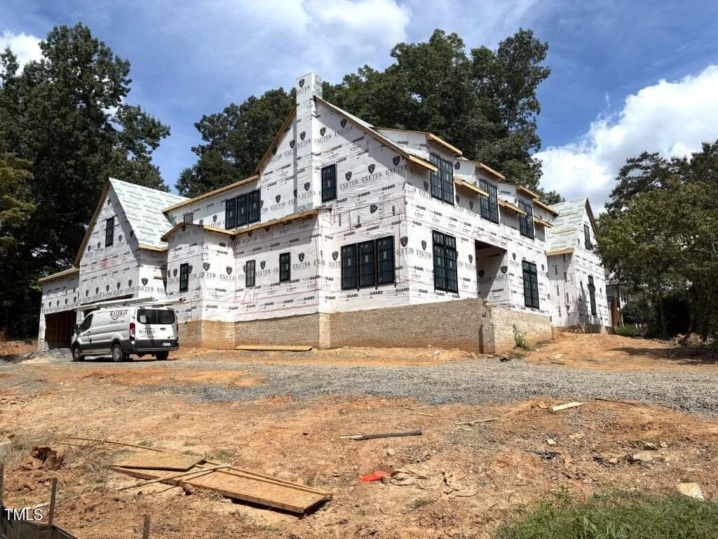 Photo of 3358 Hampton Road