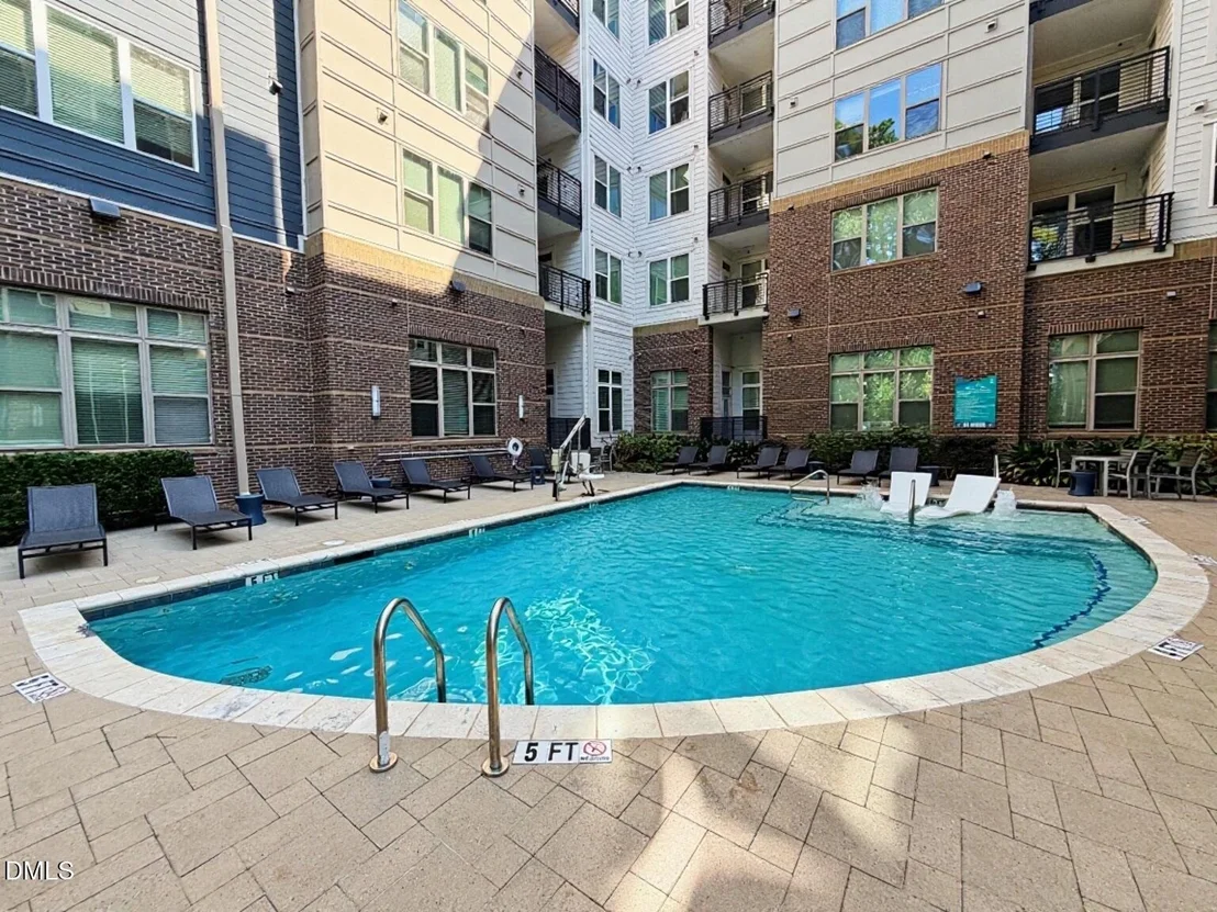 Photo of Unit 412 at 2608 Erwin Road