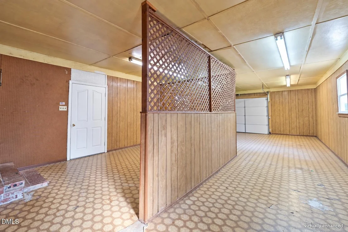 Photo of 6324 Tryon Road