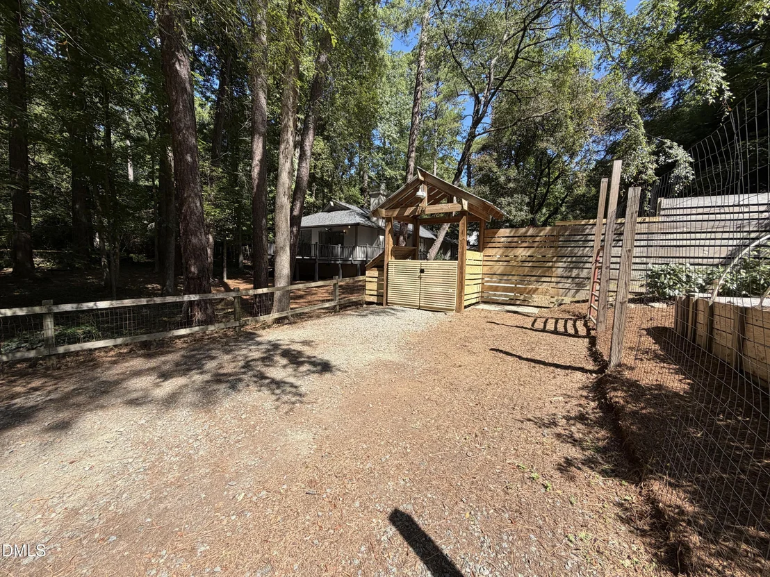 Photo of 141 Dixie Drive