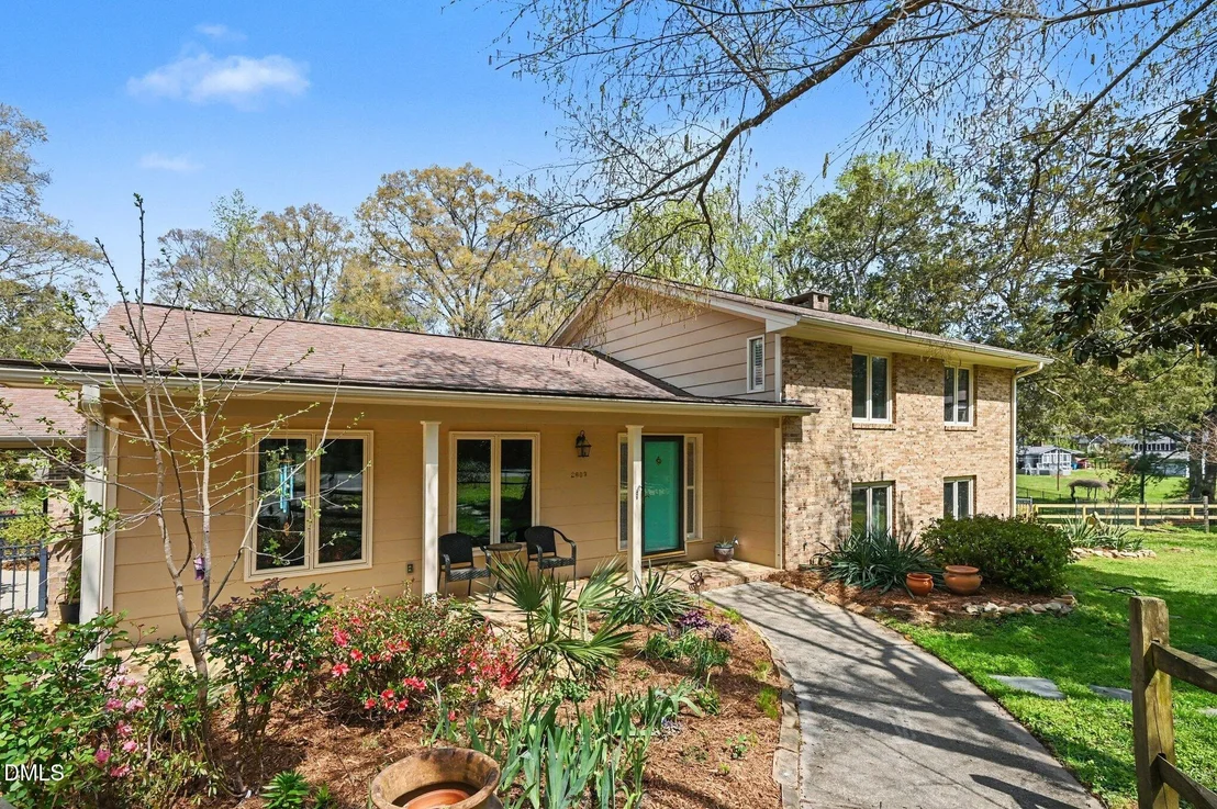 Photo of 2803 Friendship Road