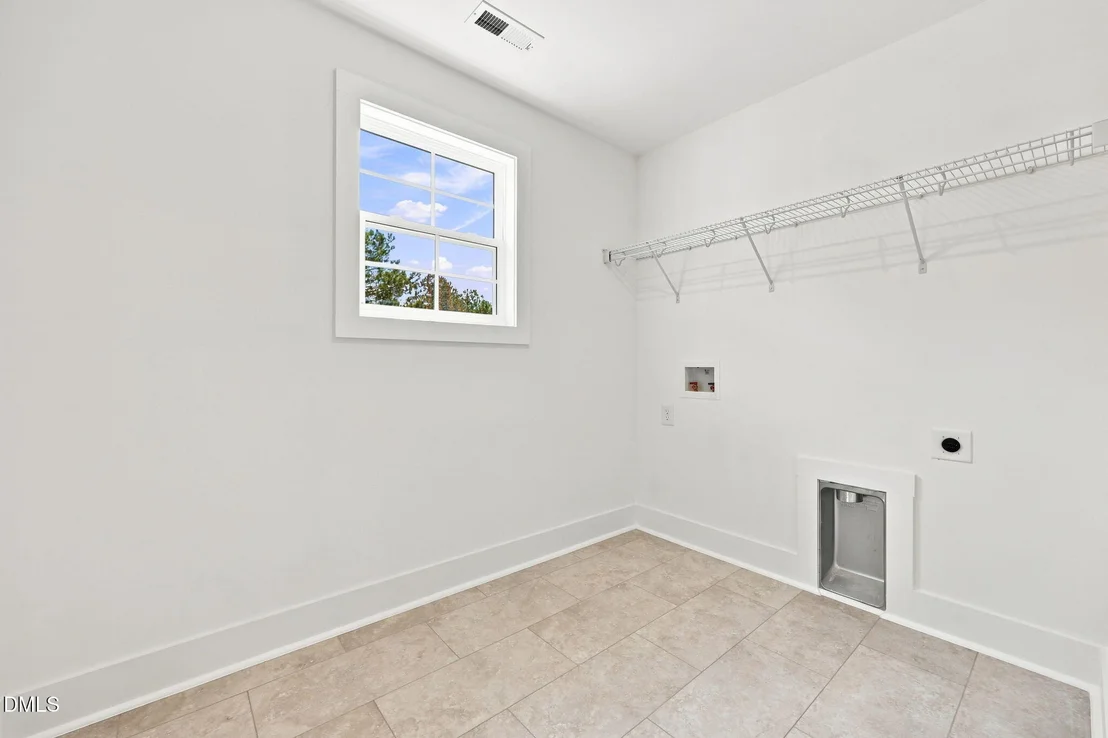 Photo of 66 Loganberry Avenue