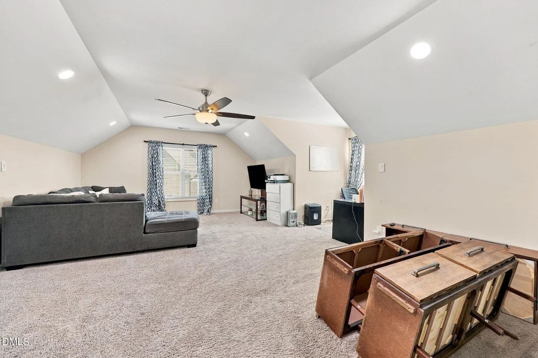 Photo of 653 Wall Road