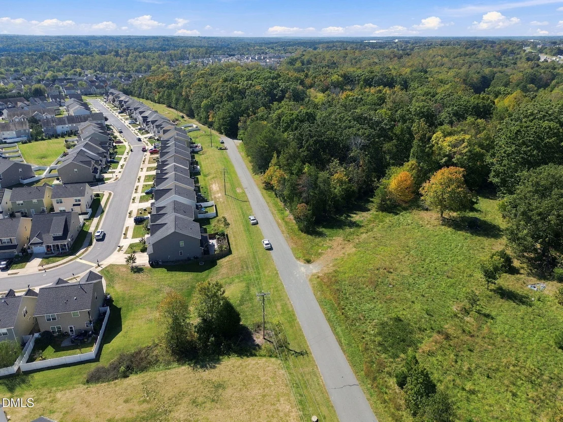 Photo of 2170 Campbell Loop