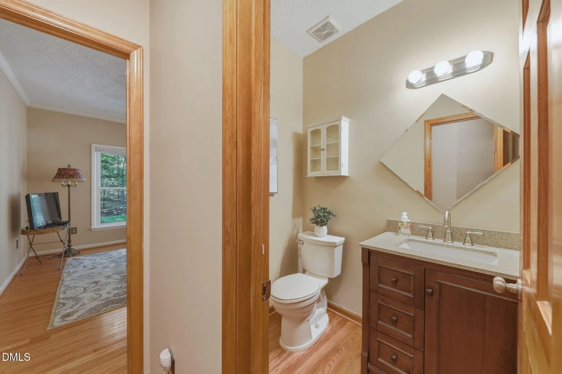 Photo of 1237 Hillingdon Way