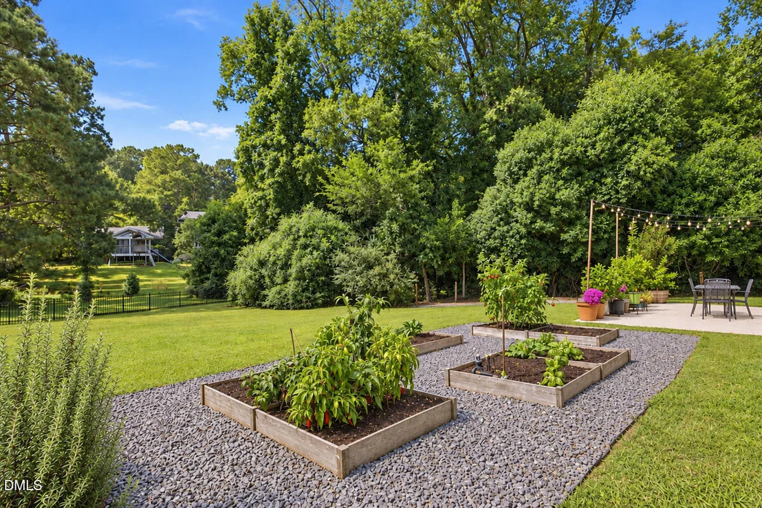 Photo of 2613 W Cornwallis Road