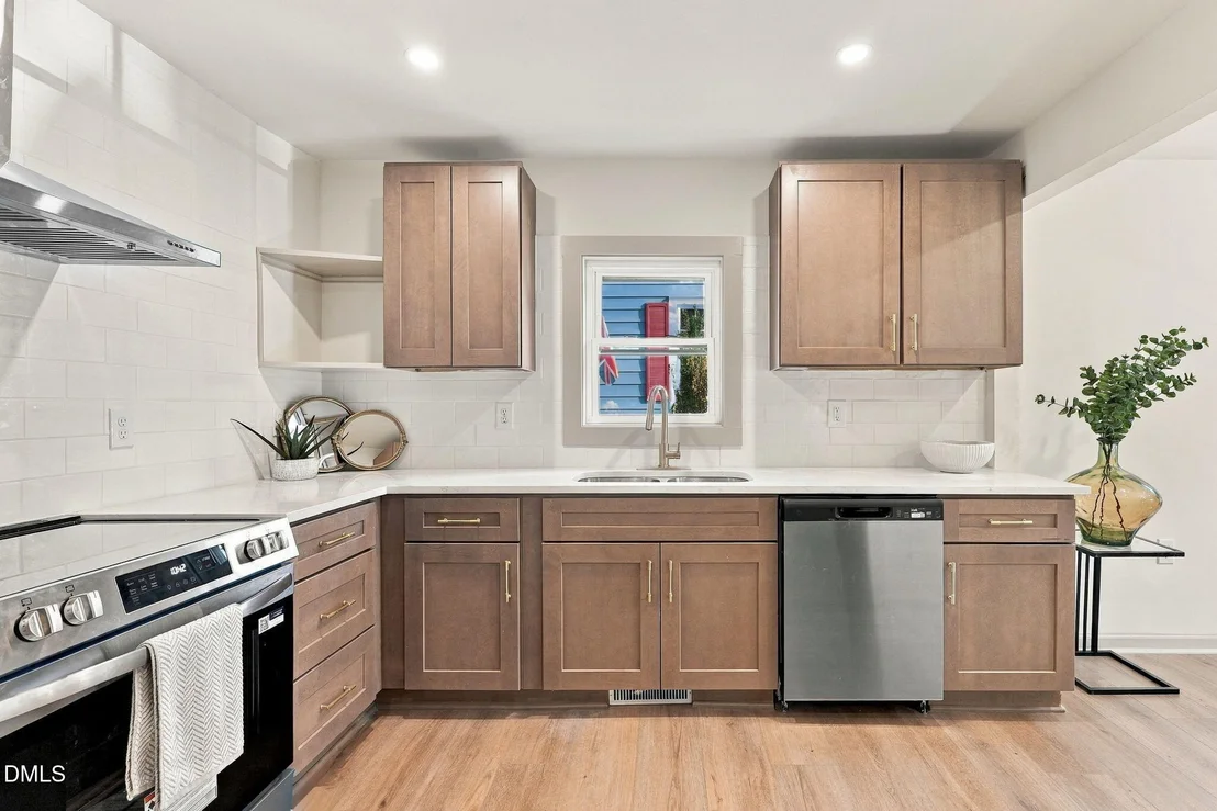 Photo of 2413 Shenandoah Avenue