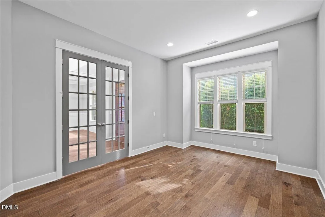 Photo of 740 Peninsula Forest Place