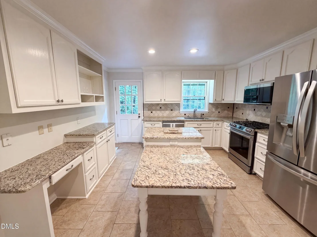 Photo of 204 Boulder Bluff Trail