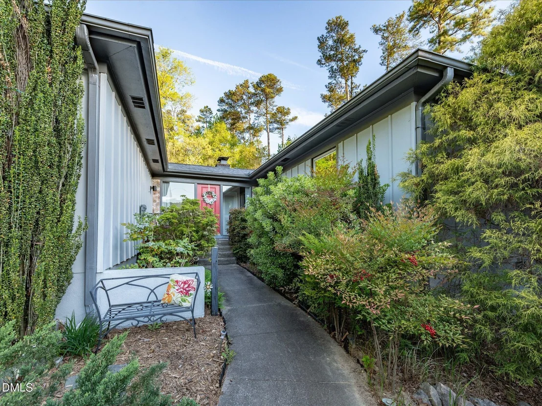 Photo of 2213 Timberlake Drive