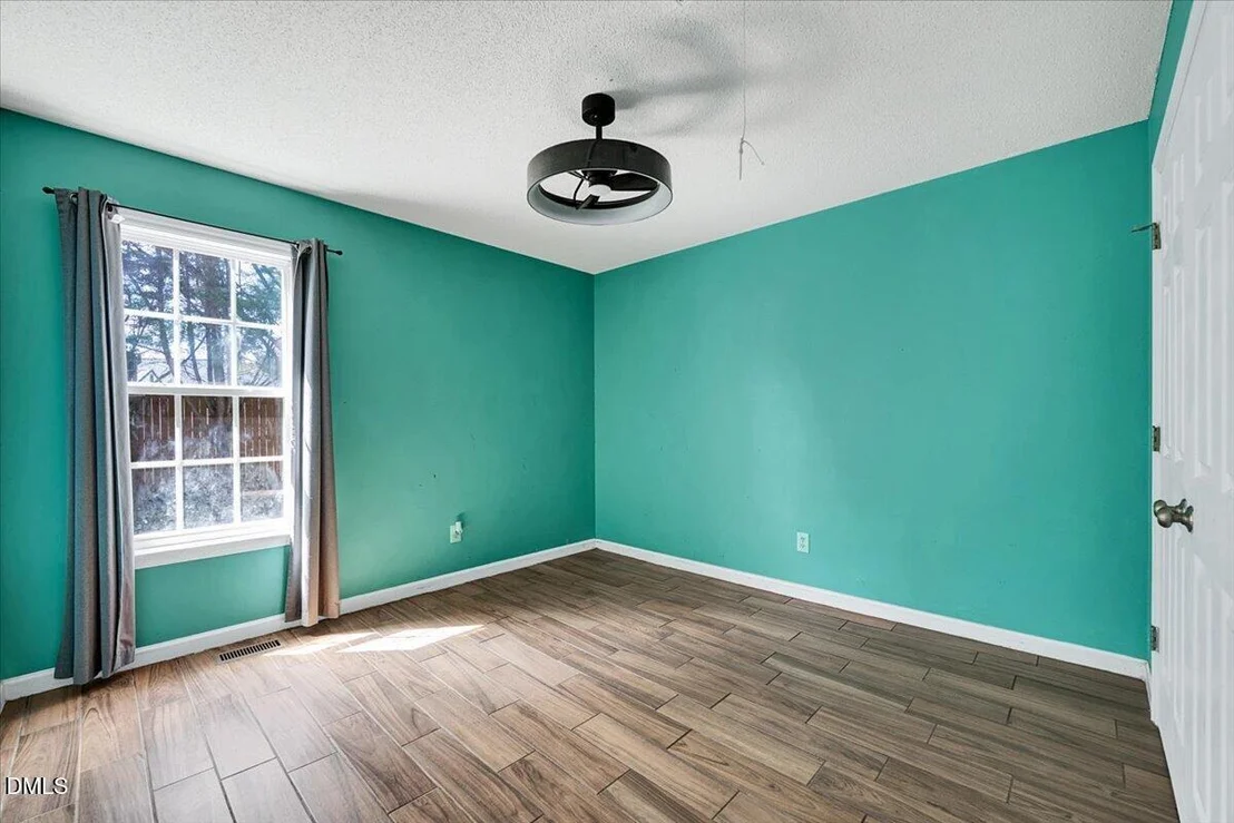 Photo of 128 Edmondson Drive