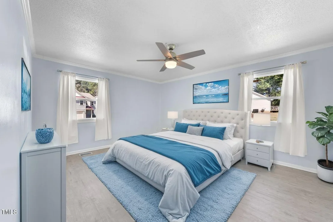 Photo of 916 Clayton Road