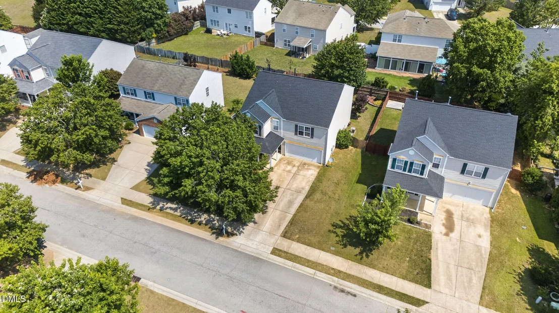 Photo of 1012 Breeze Lane
