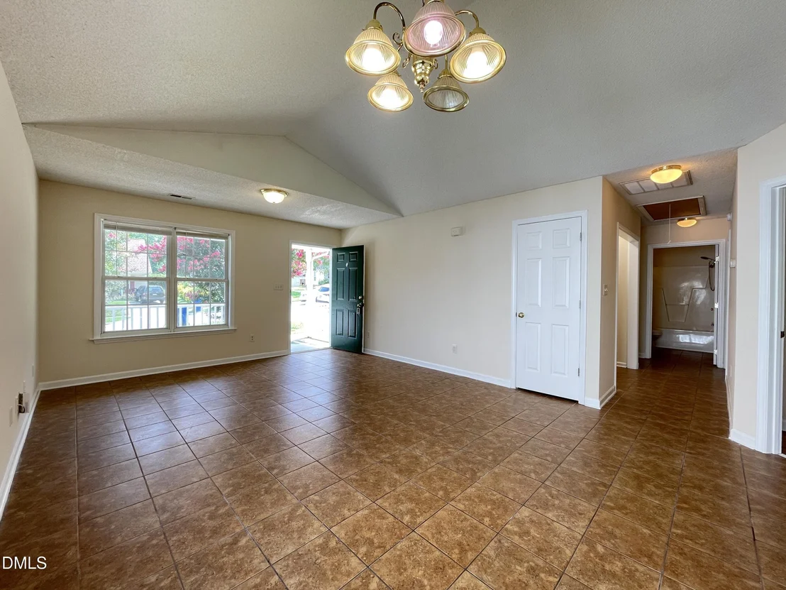 Photo of 816 Elkhart Drive