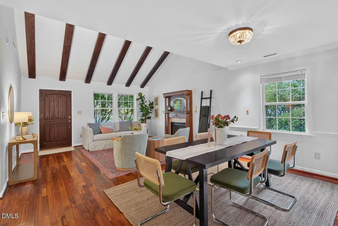 Photo of 2210 Parkside Drive