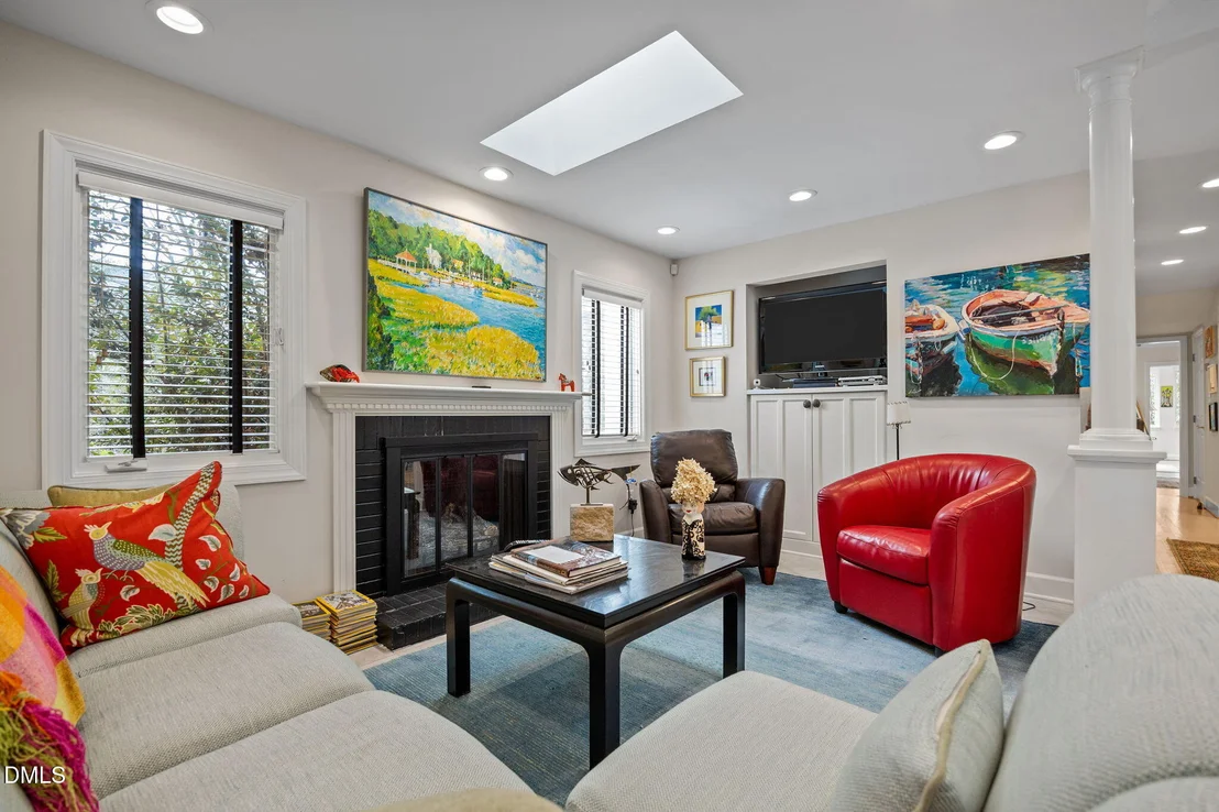 Photo of 2425 Argyle Drive
