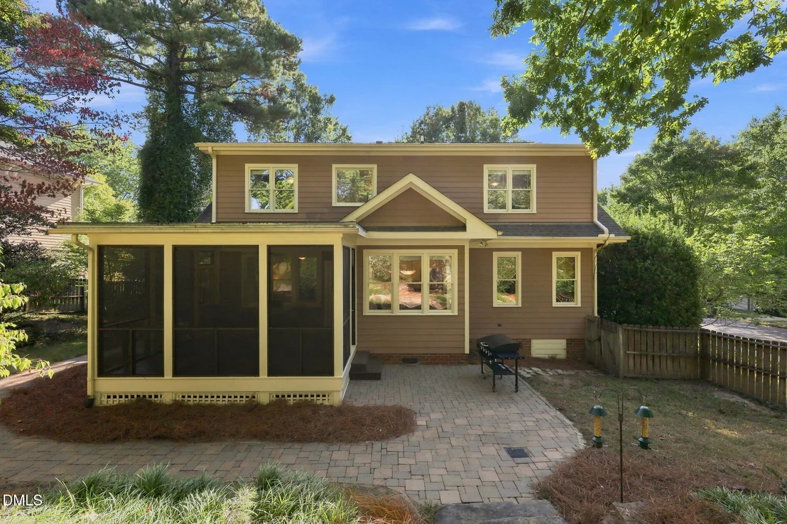Photo of 10101 Hallberg Lane