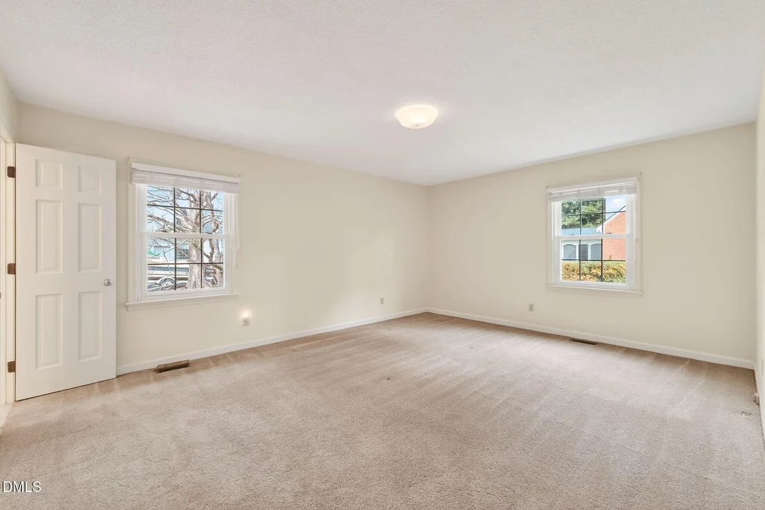 Photo of 808 Chestnut Drive