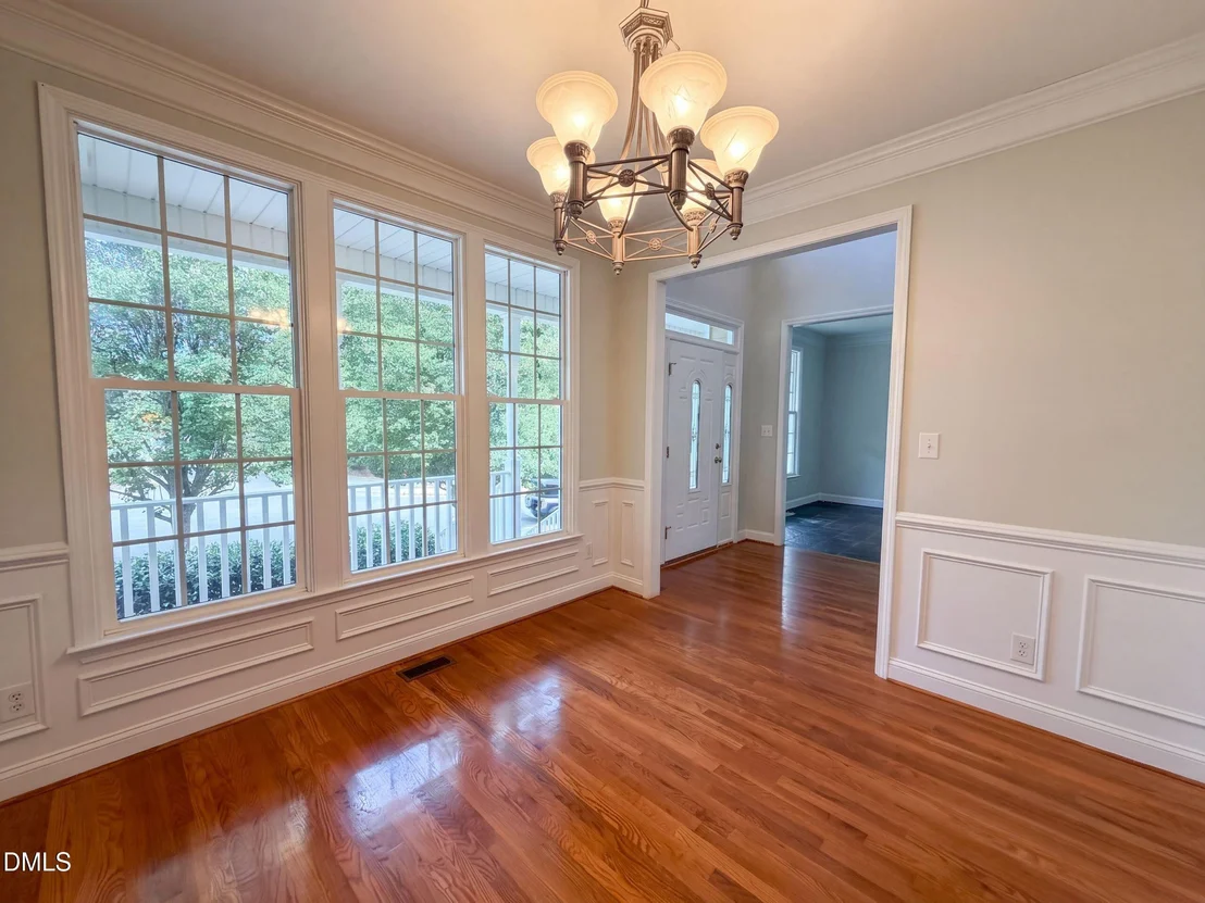 Photo of 1202 Lansing Avenue