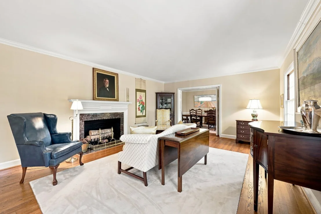 Photo of 3605 Rugby Road