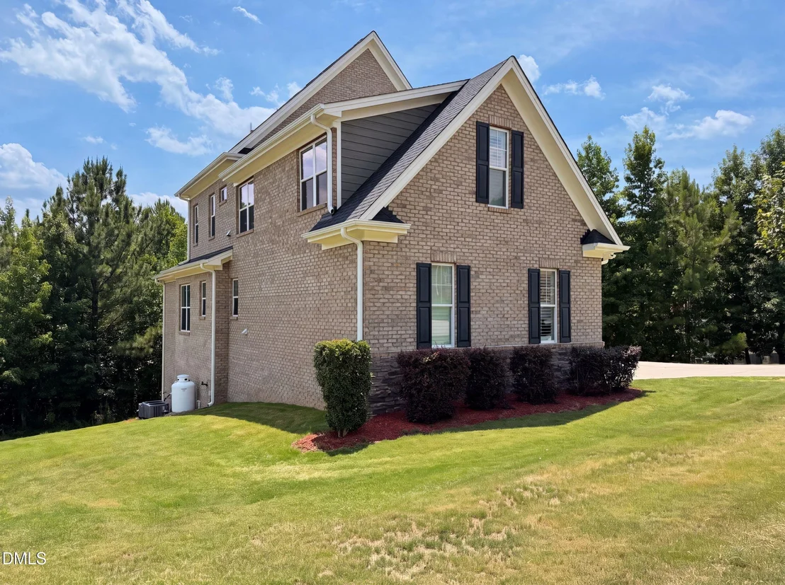 Photo of 205 Avocet Lane