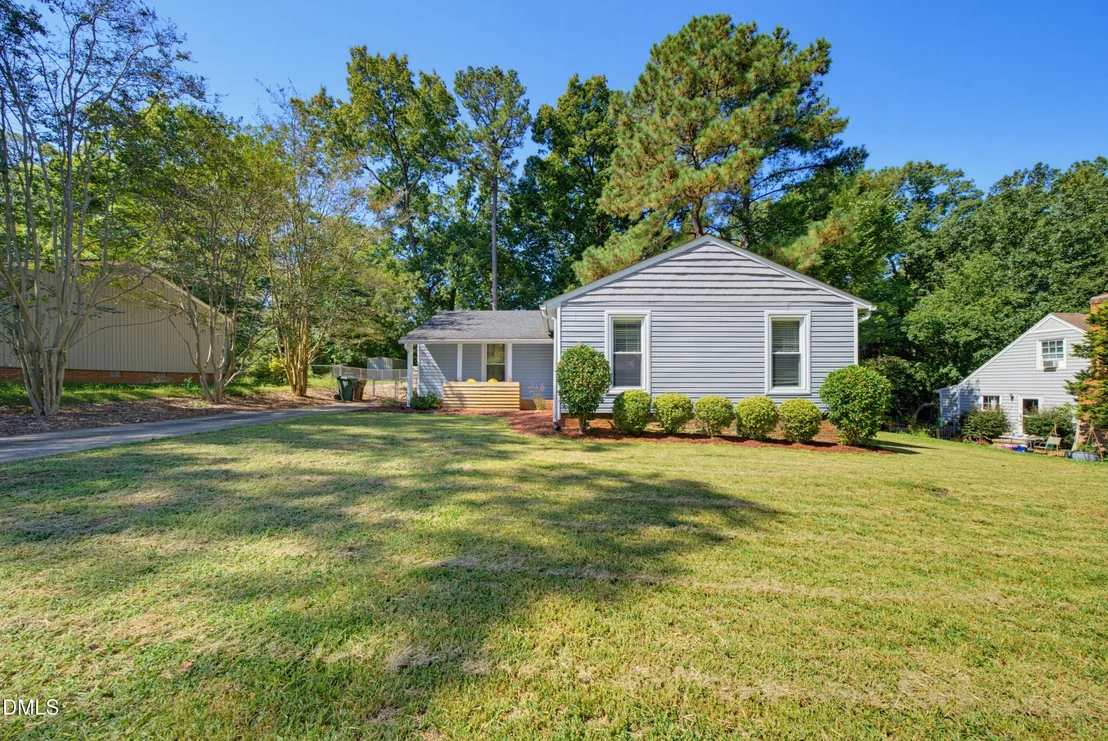 Photo of 1106 Broadford Drive