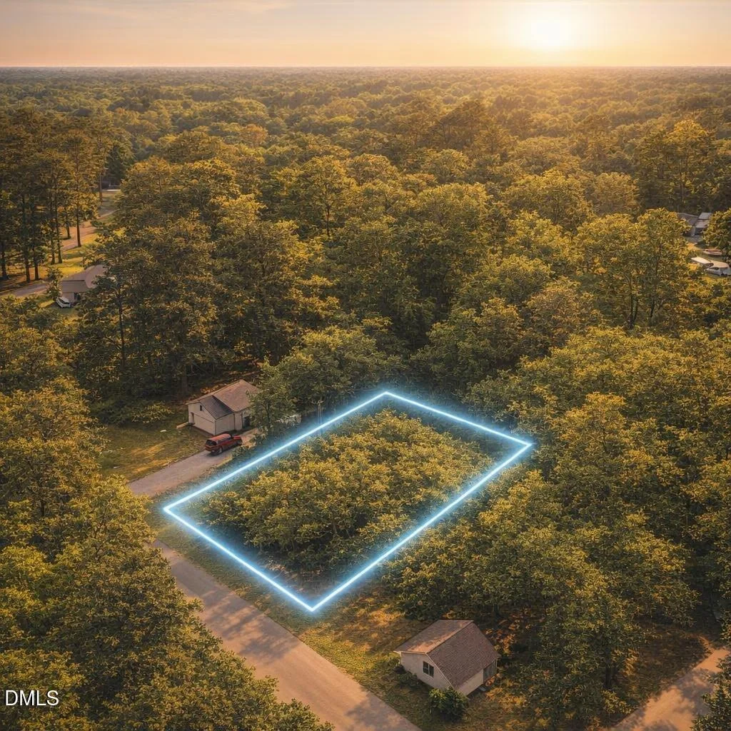 Photo of 910 Flanders Drive