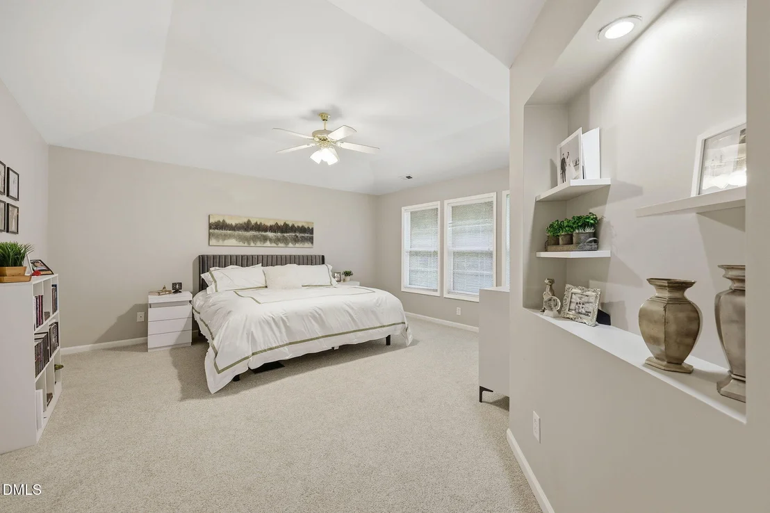 Photo of 211 Stablegate Drive