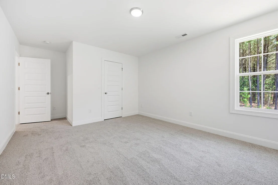 Photo of 122 Grinnell Loop
