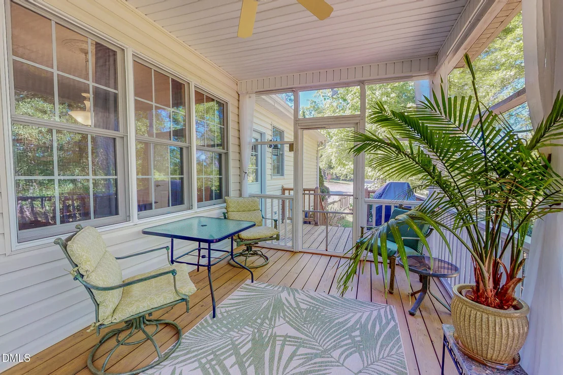 Photo of 734 Crystal Forest Drive