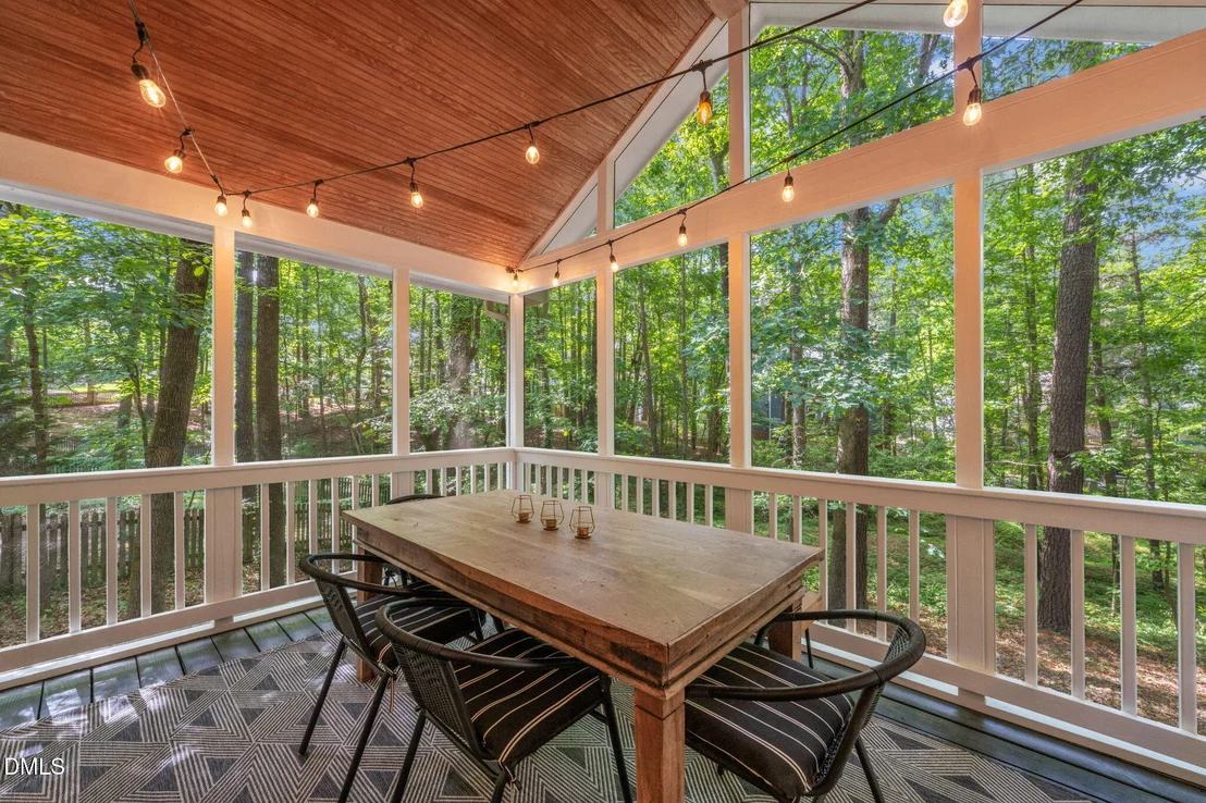 Photo of 102 Ormsby Court