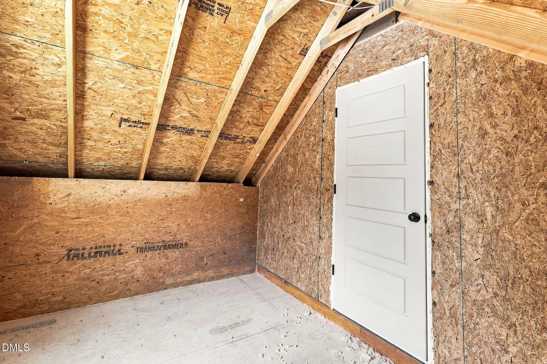Photo of 16 Loganberry Avenue