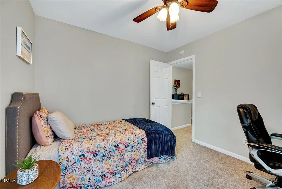 Photo of 4 Cayman Court