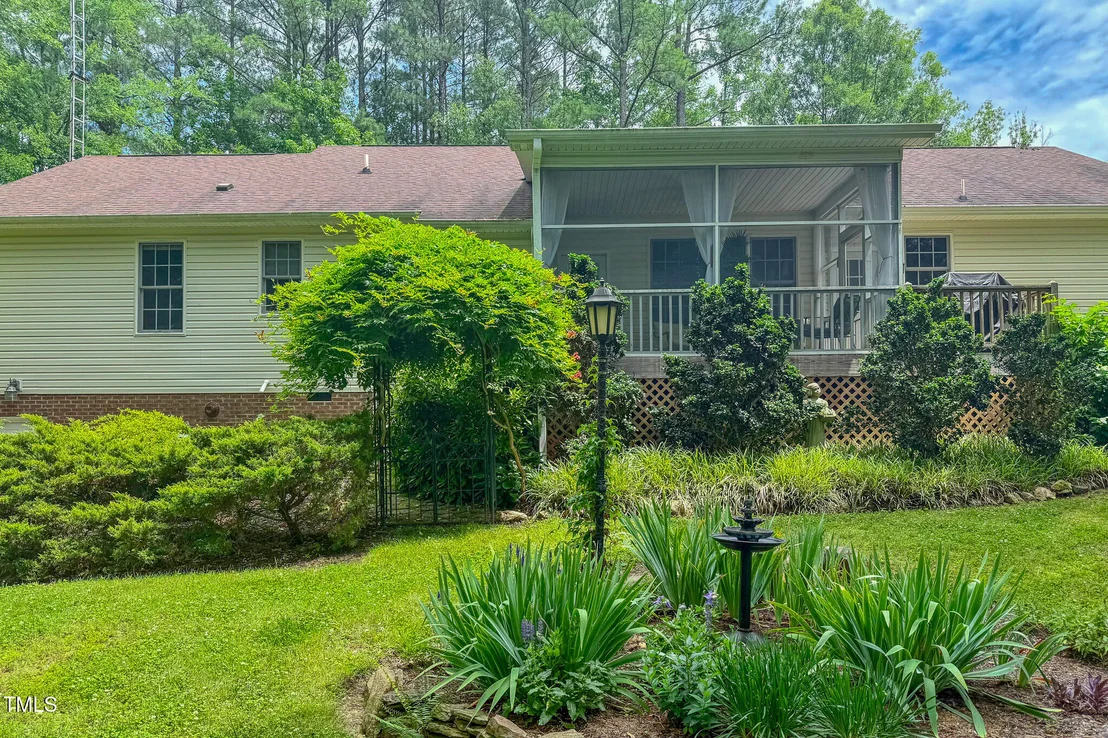 Photo of 734 Crystal Forest Drive