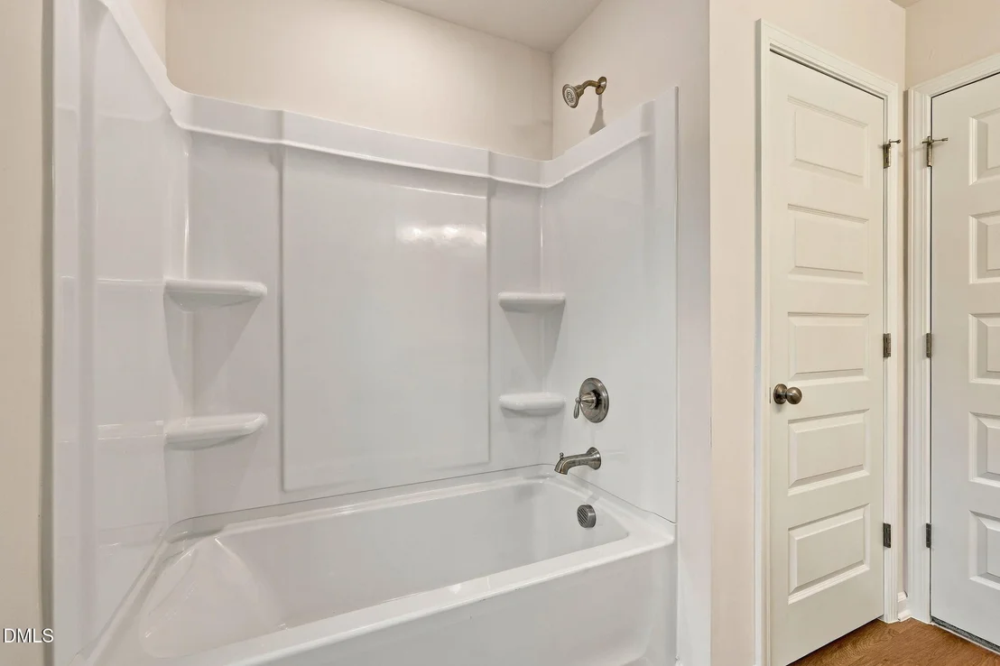 Photo of 709 Crestview Drive