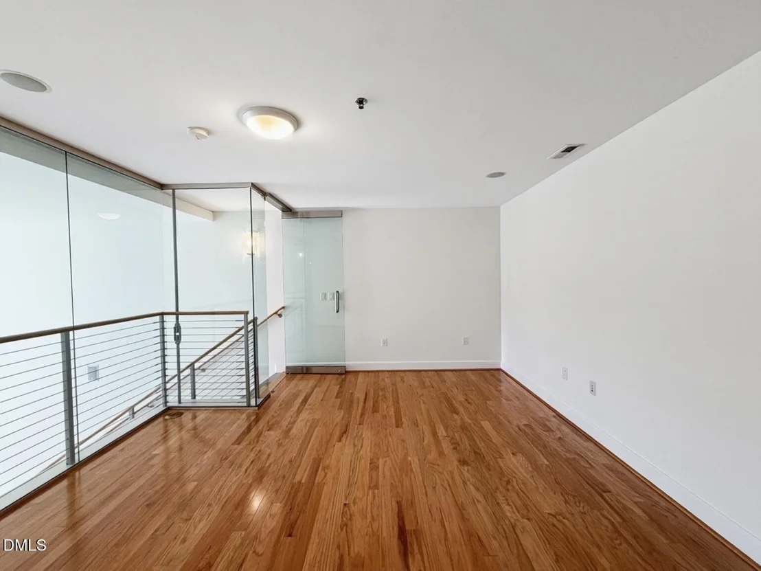Photo of Unit 412 at 2608 Erwin Road
