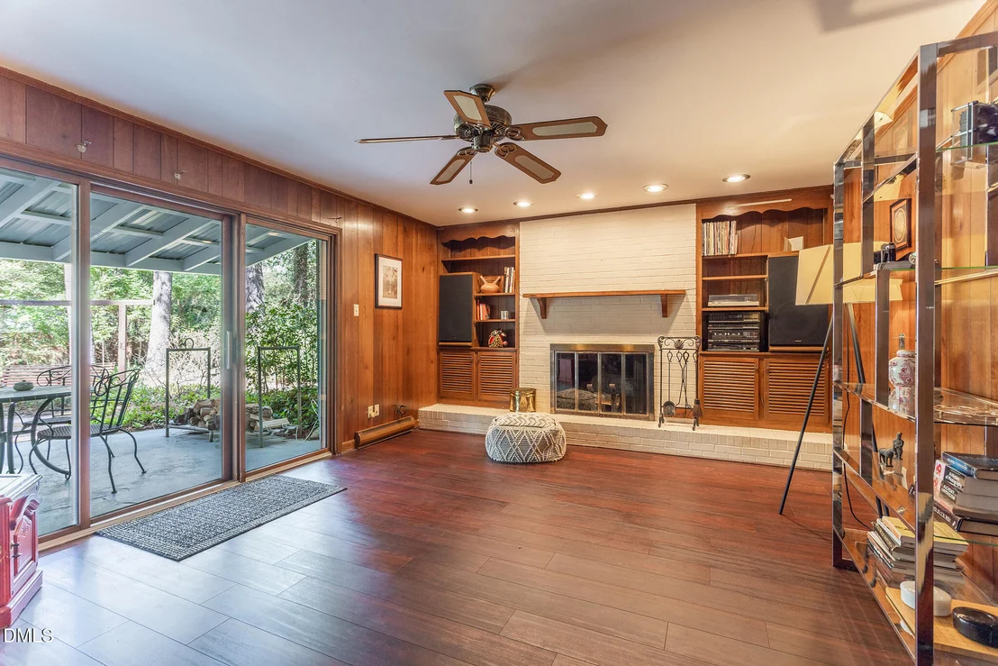 Photo of 4405 David Street